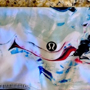 RARE Lululemon High Times - Pigment Wave Size 4